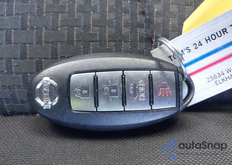 2017 Nissan Sentra Sr из США, поврежденный, VIN 3N1AB7AP8HY206495